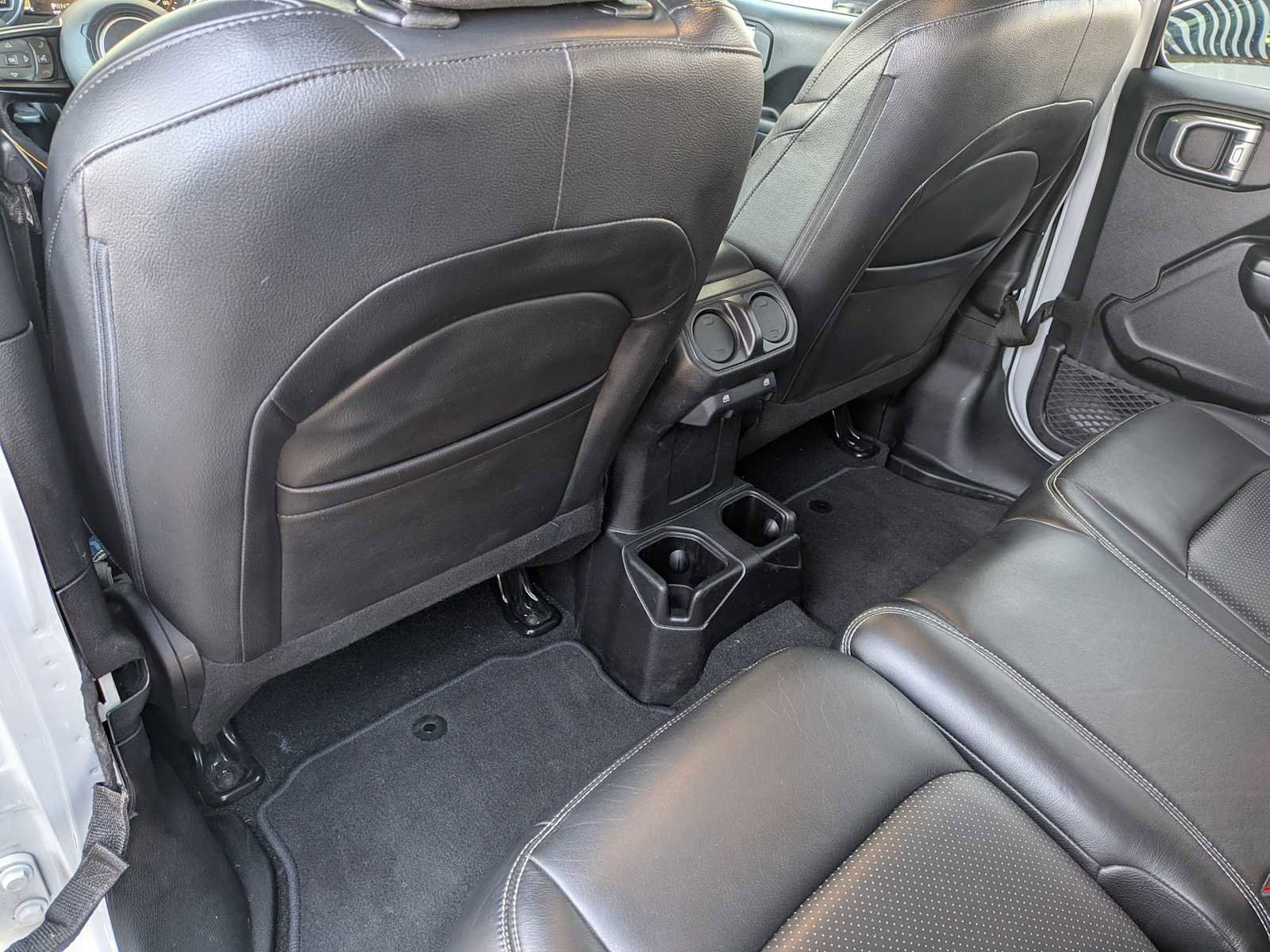 Used 2021 Jeep Wrangler Unlimited Sport image 16