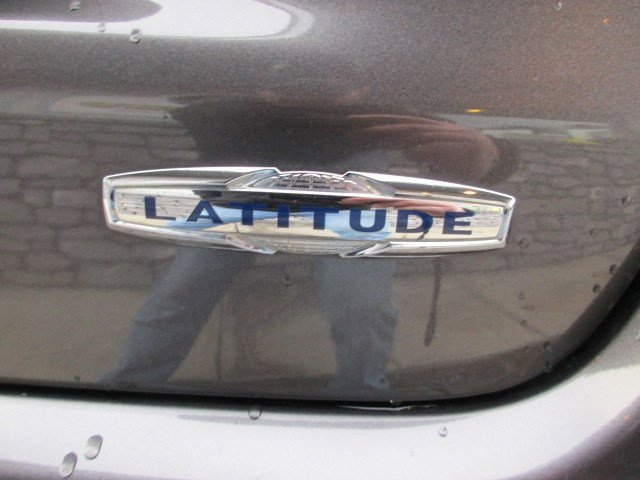 Used 2019 Jeep Compass Latitude w/ Popular Equipment Group image 12