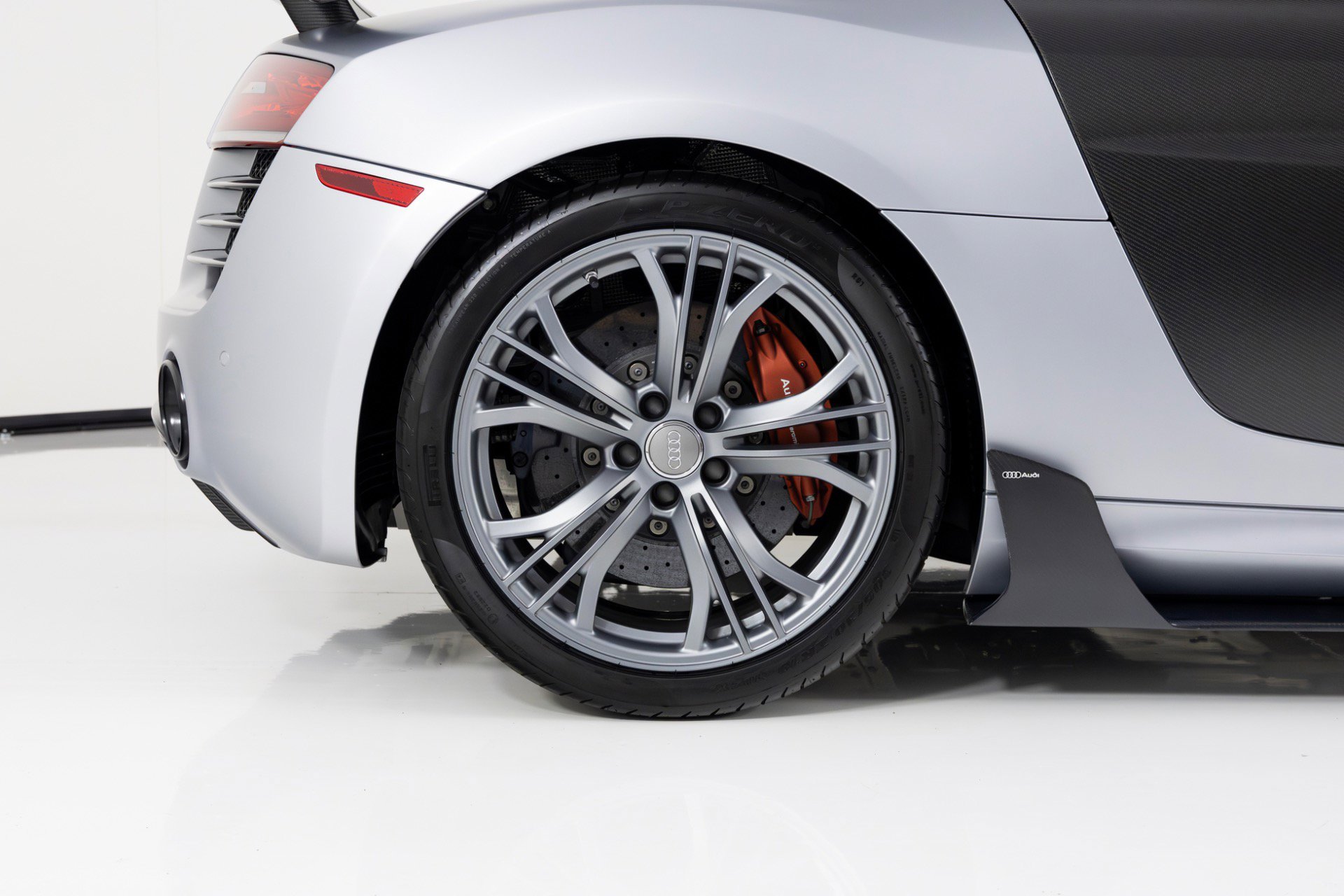 Used 2015 Audi R8 Competition image 11