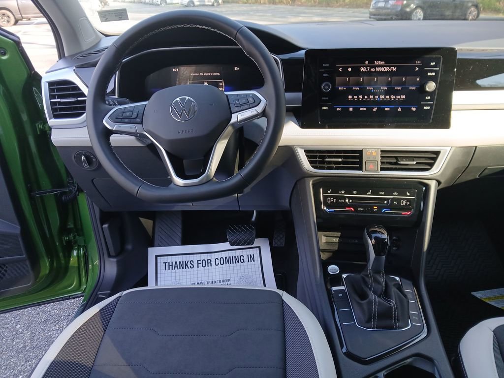 New 2026 Volkswagen Taos SE image 13