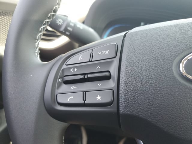 New 2026 Hyundai Venue SEL FWD image 21