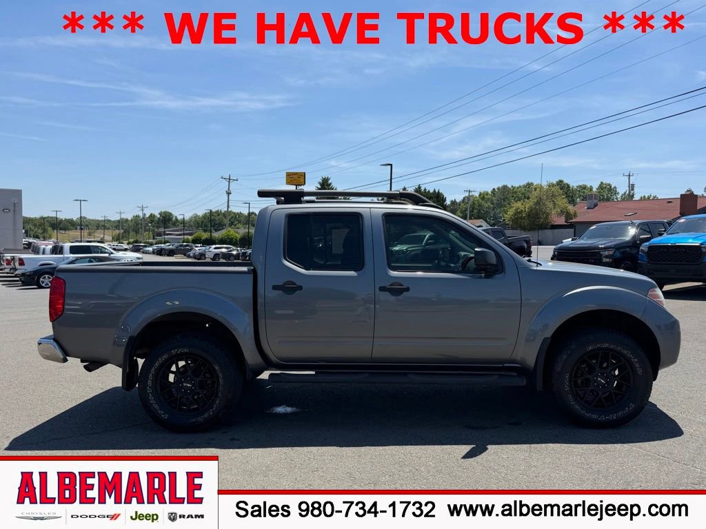 Used 2017 Nissan Frontier SV w/ SV Value Truck Package RWD image 2