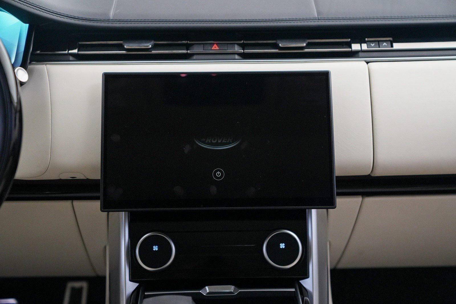 Used 2023 Land Rover Range Rover SE image 26