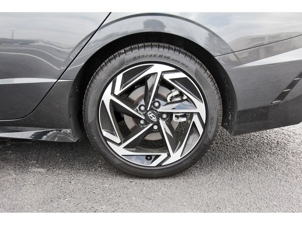 Used 2025 Hyundai Sonata SEL FWD image 34