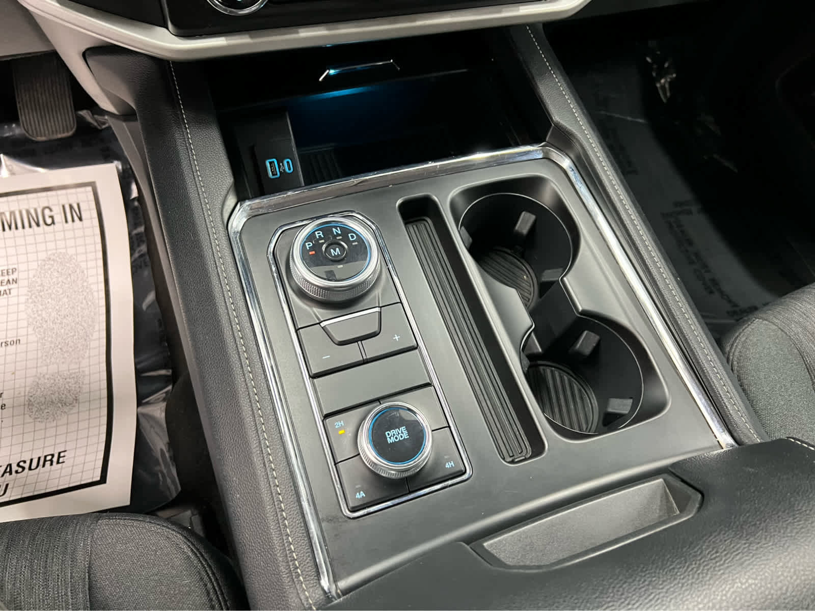 Used 2022 Ford Expedition XLT image 20