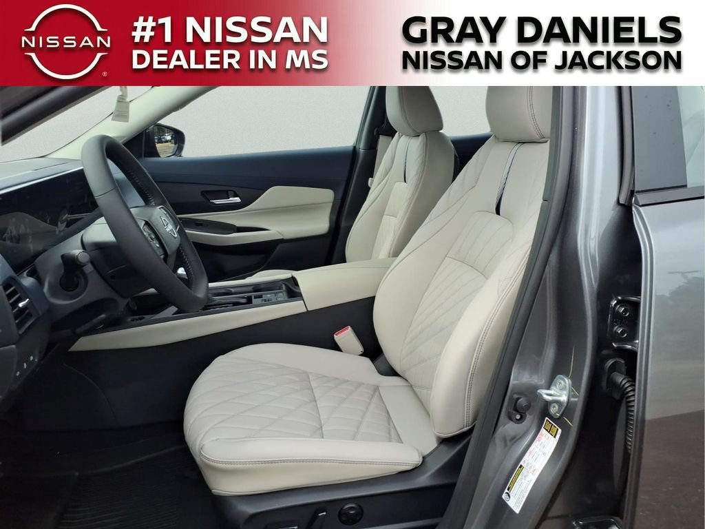 New 2026 Nissan Sentra SL w/ Floor Mat Package FWD image 23