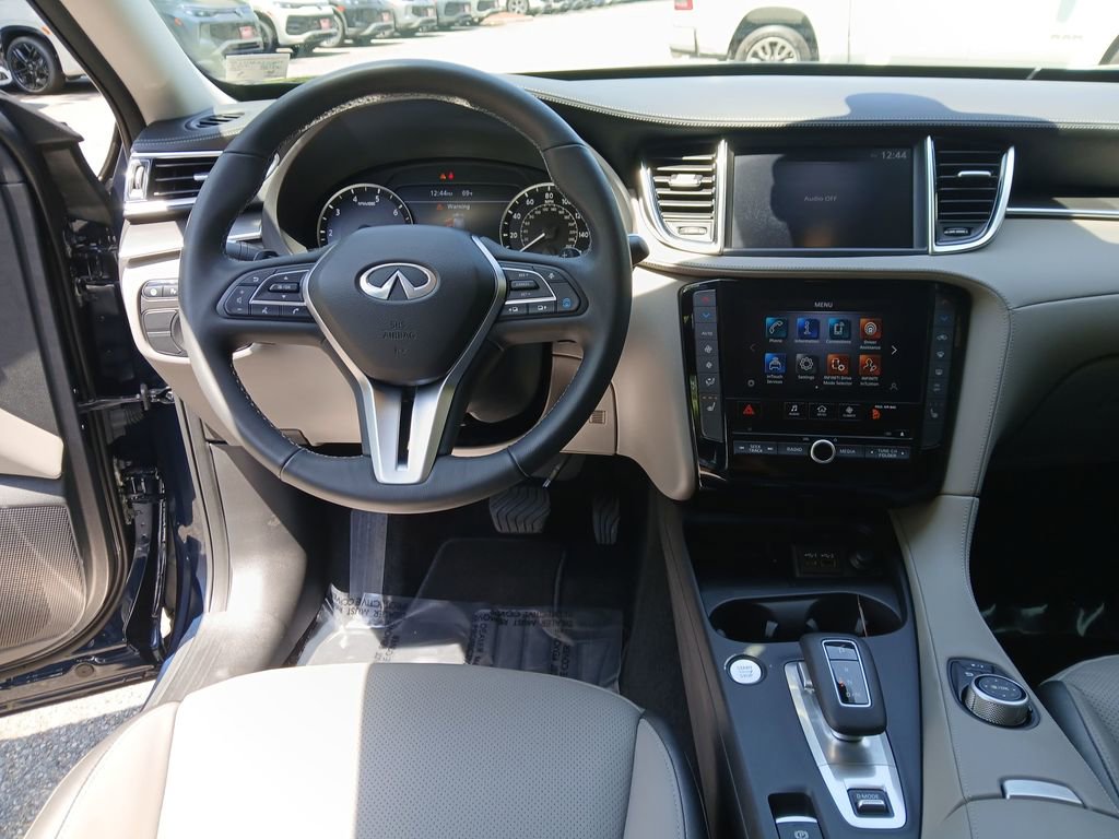 Used 2025 INFINITI QX50 Luxe w/ Cargo Package AWD/4WD image 22