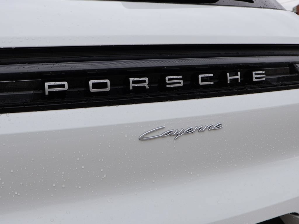 New 2026 Porsche Cayenne AWD/4WD image 6