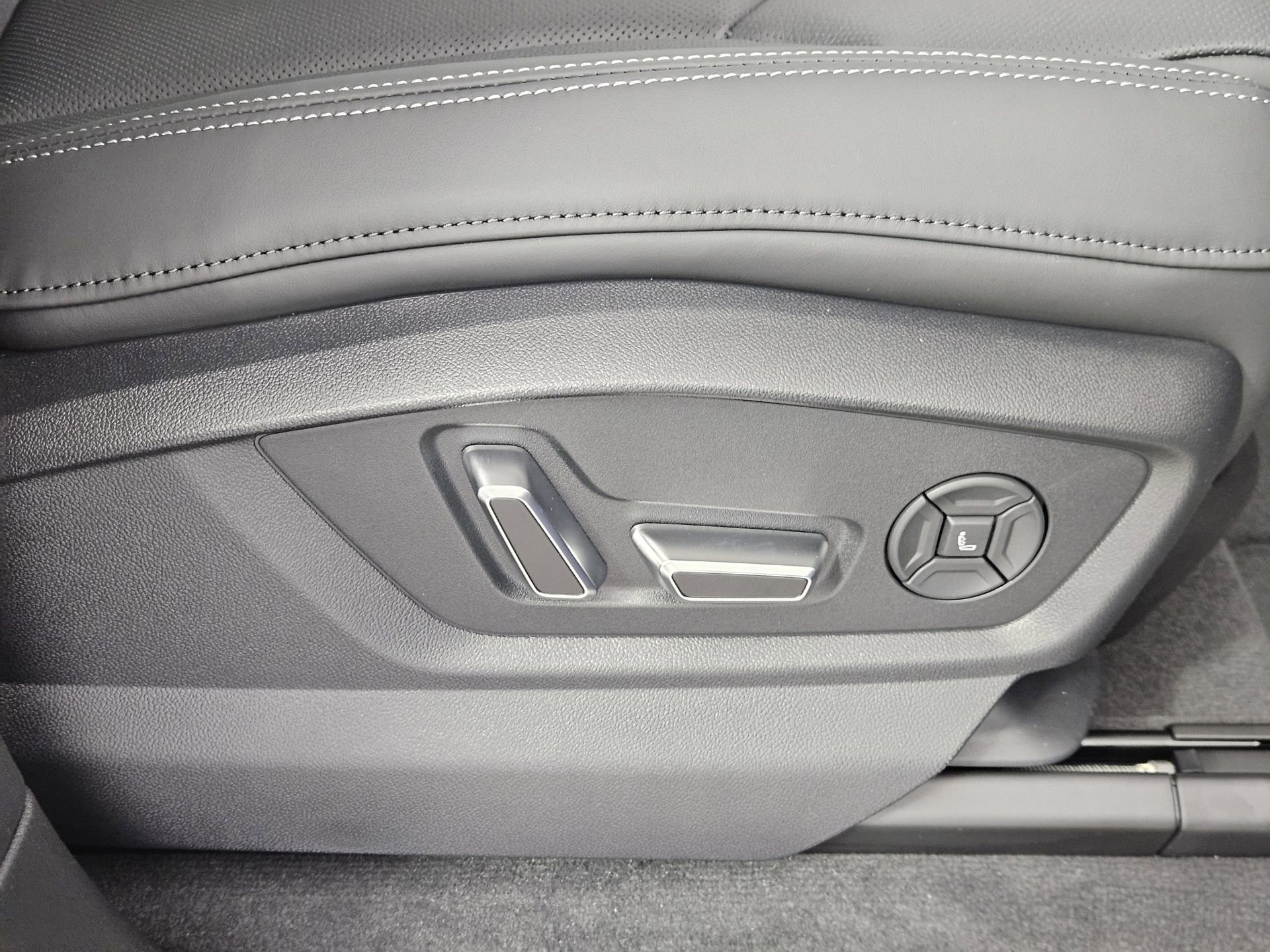 New 2026 Audi Q7 3.0T Prestige AWD/4WD image 40