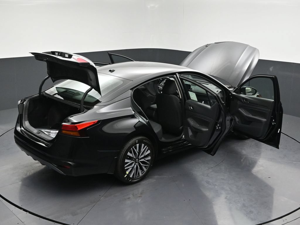 New 2026 Nissan Altima 2.5 SV FWD image 31