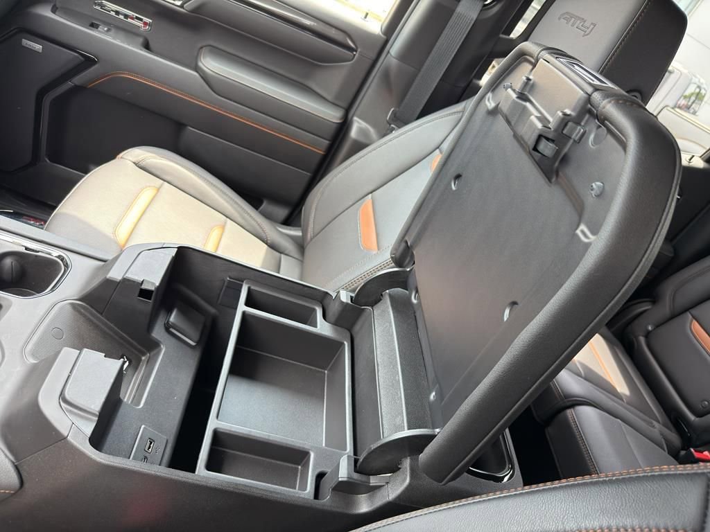 Used 2023 GMC Sierra 1500 AT4 w/ AT4 Preferred Package image 24