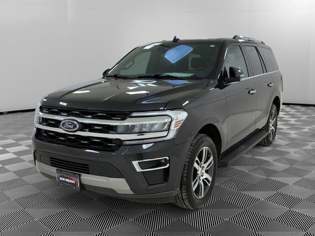 Used 2024 Ford Expedition Limited image 7