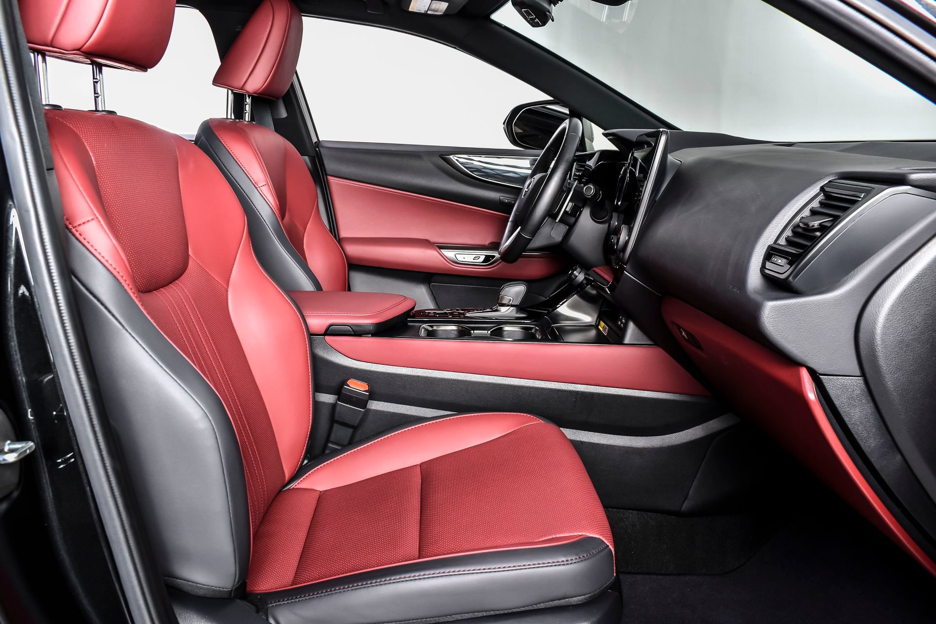 Used 2024 Lexus NX 350h AWD w/ Vision Package image 23