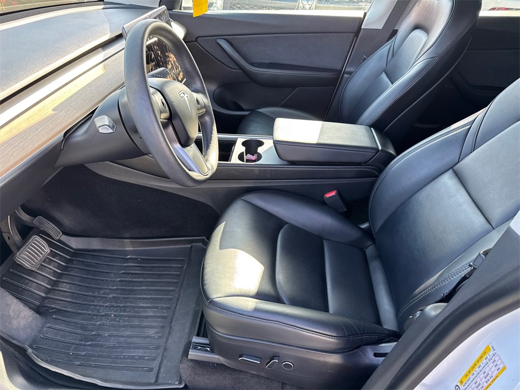 Used 2021 Tesla Model Y Long Range image 23