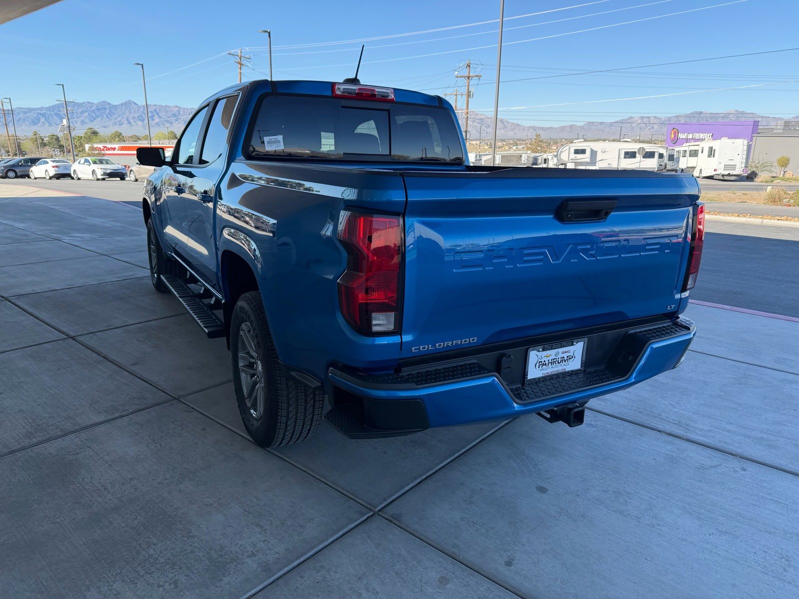 Used 2023 Chevrolet Colorado LT w/ LT Convenience Package image 5