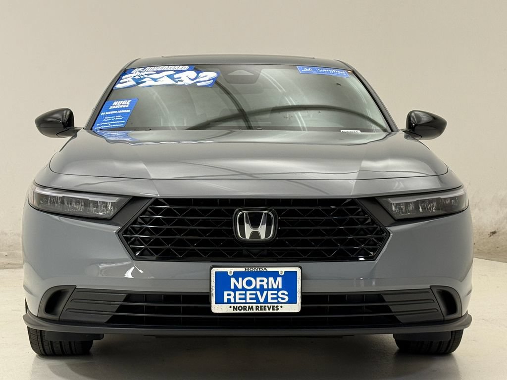 Used 2025 Honda Accord Sport image 3