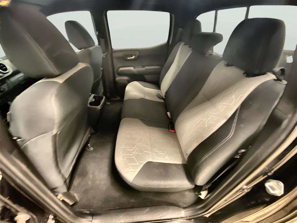 Used 2021 Toyota Tacoma TRD Off-Road image 16