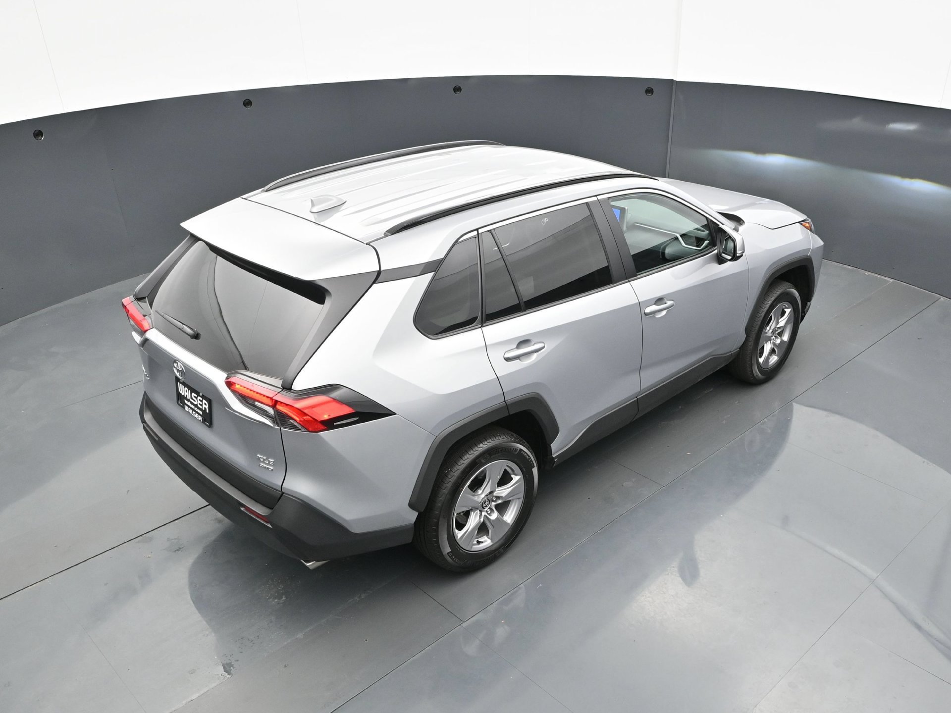 Used 2025 Toyota RAV4 XLE AWD/4WD image 44