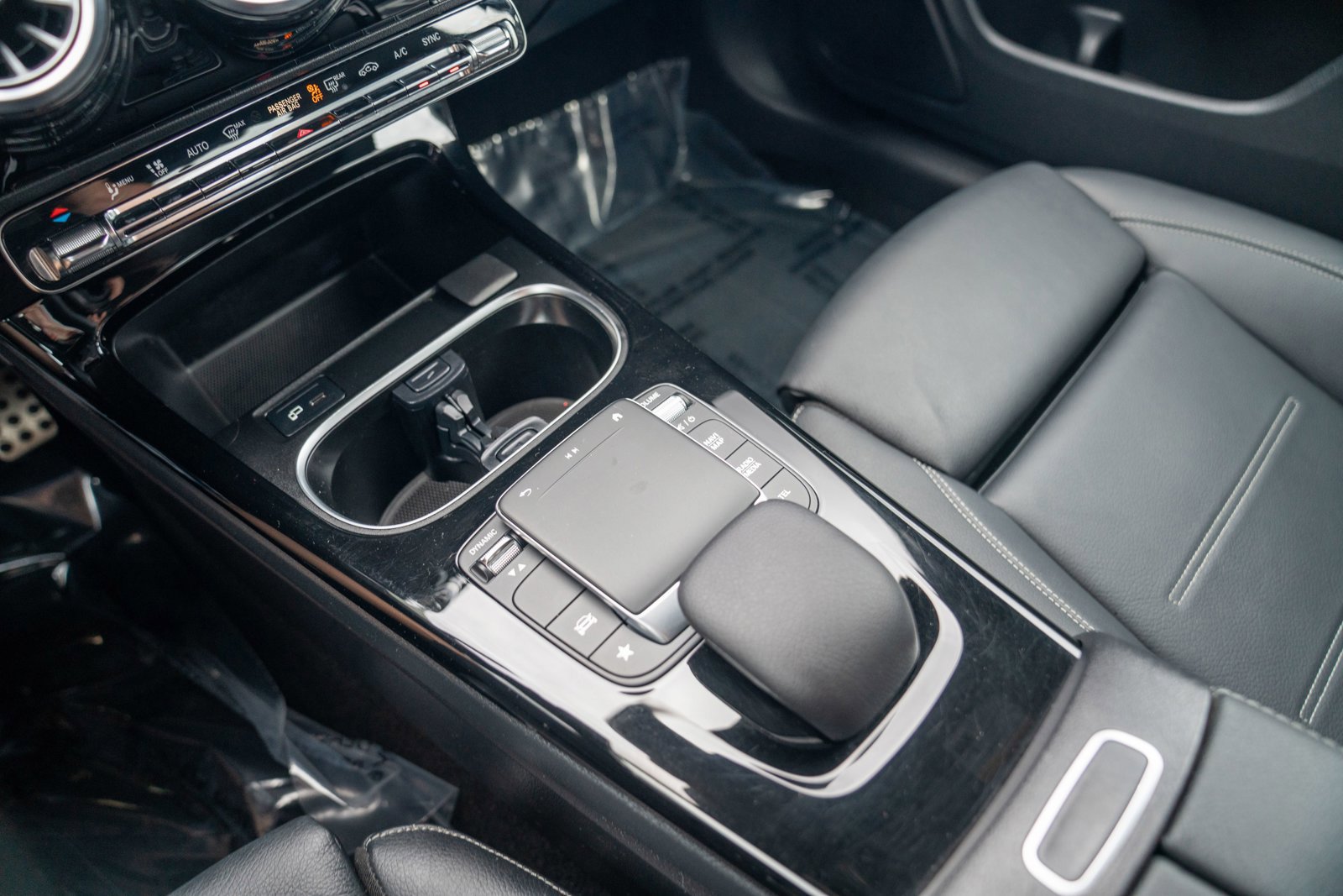 Used 2021 Mercedes-Benz CLA 250 4MATIC image 19