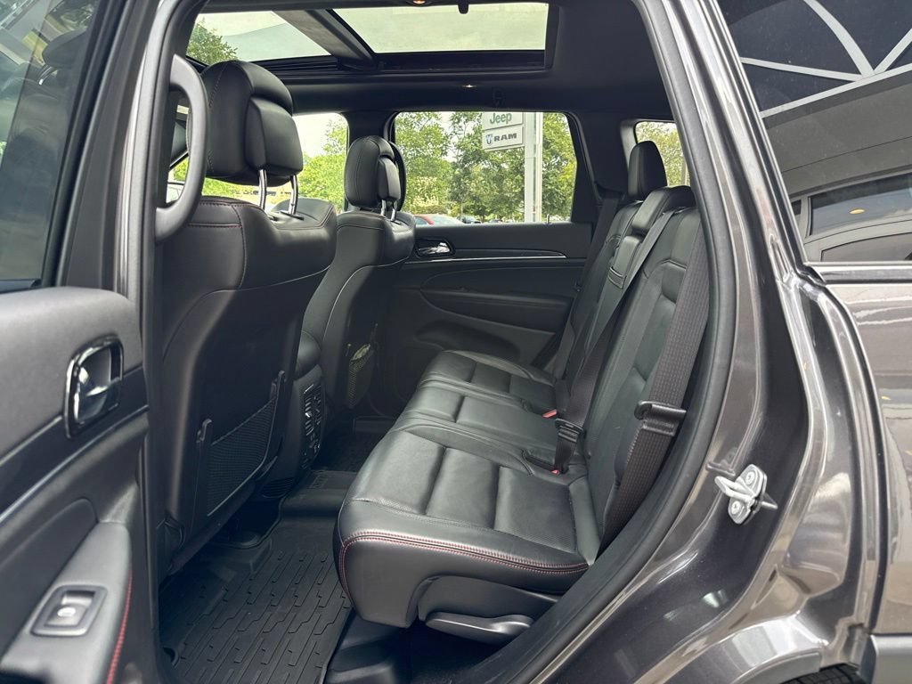 Used 2021 Jeep Grand Cherokee Trailhawk w/ Trailhawk Luxury Group AWD/4WD image 25