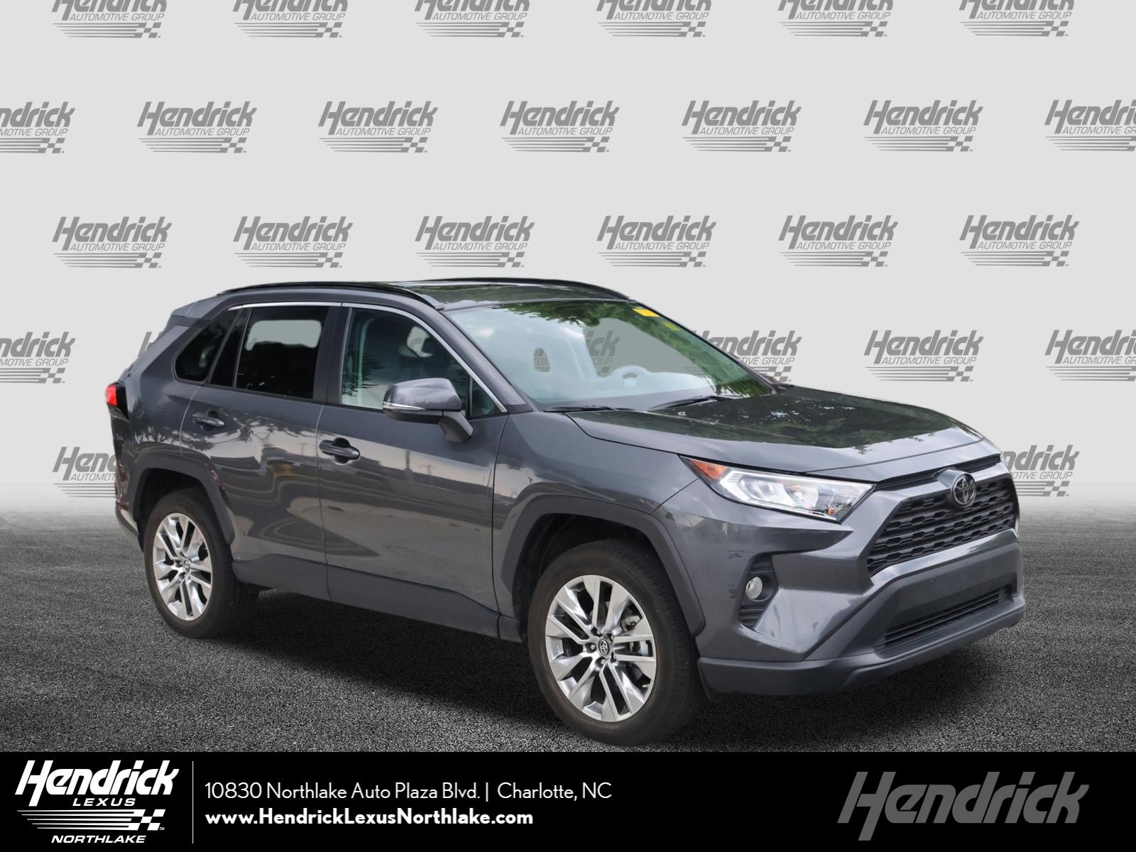 Used 2019 Toyota RAV4 XLE Premium FWD image 1