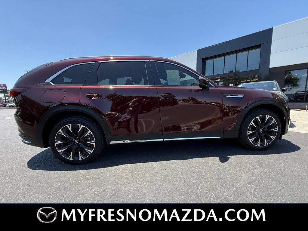 Certified 2024 MAZDA CX-90 Plug-In Hybrid w/ Premium Plus AWD/4WD image 16