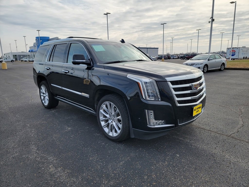 Used 2017 Cadillac Escalade Premium Luxury image 10