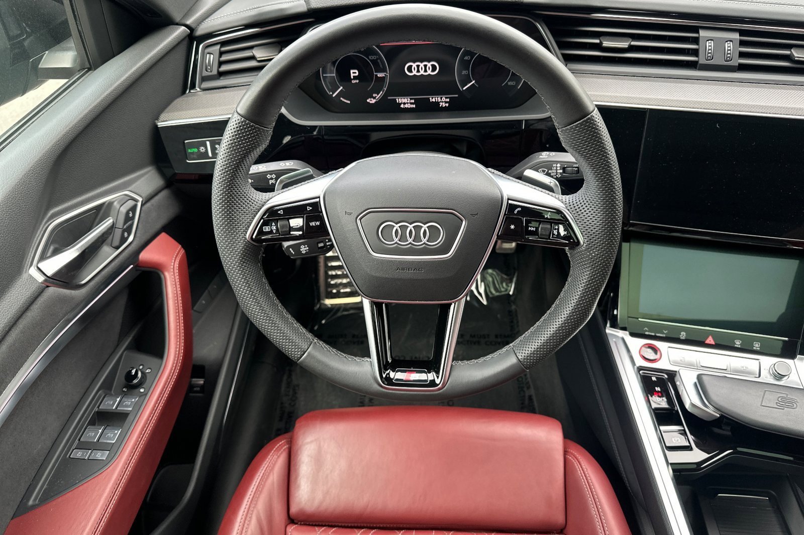 Certified 2024 Audi Q8 e-tron Prestige w/ Prestige Package image 13