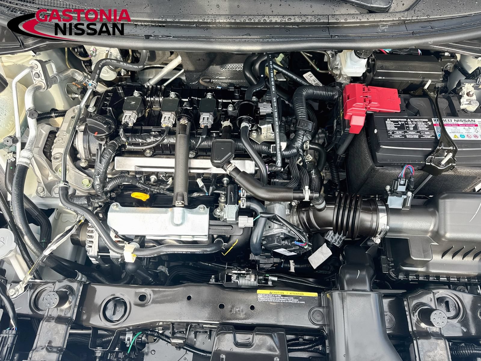 Used 2025 Nissan Versa SR w/ Trunk Package FWD image 38