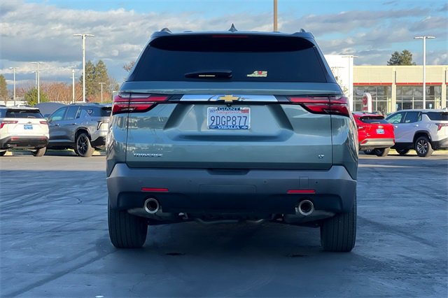 Used 2023 Chevrolet Traverse LT image 5