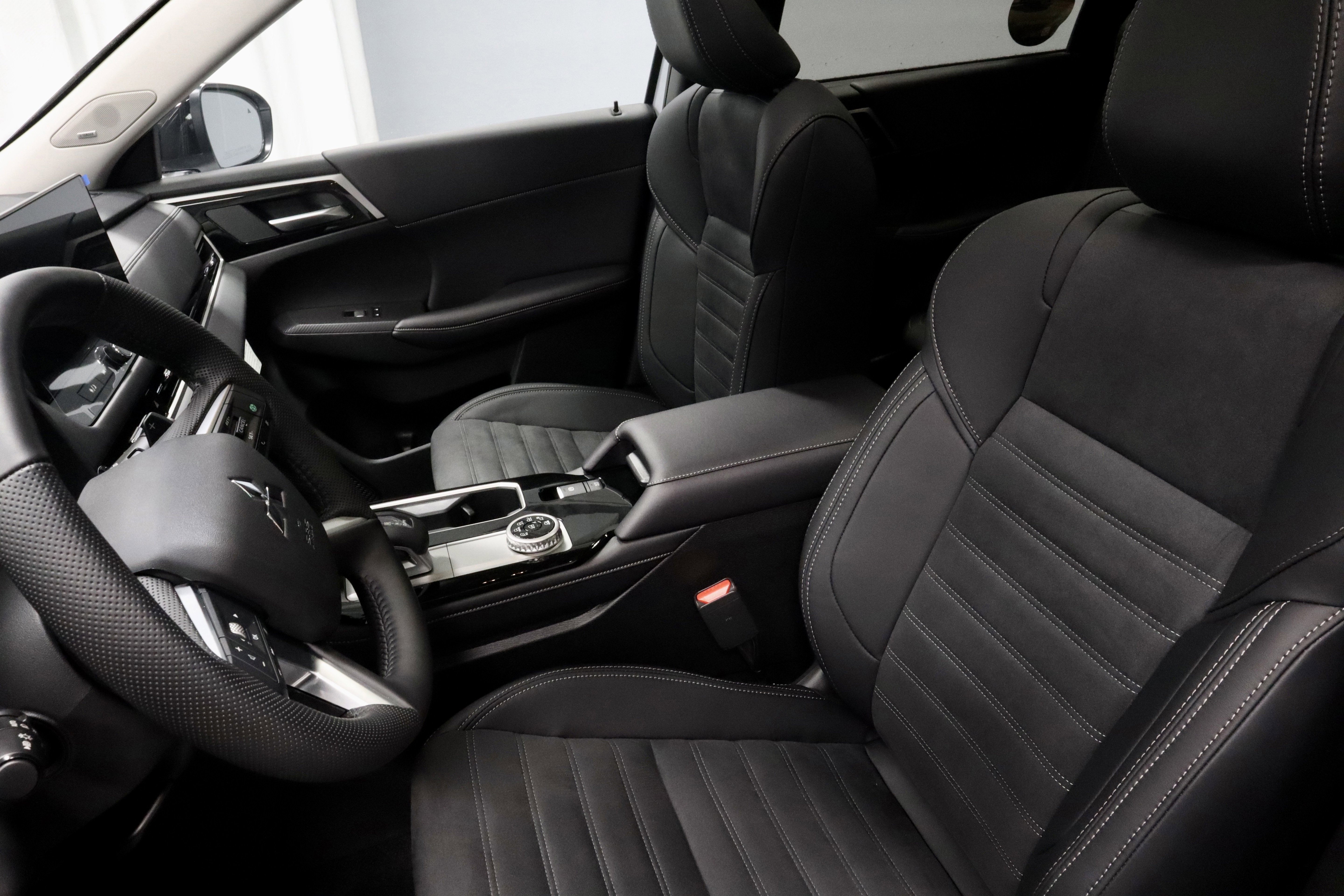 New 2026 Mitsubishi Outlander Trail Edition image 20