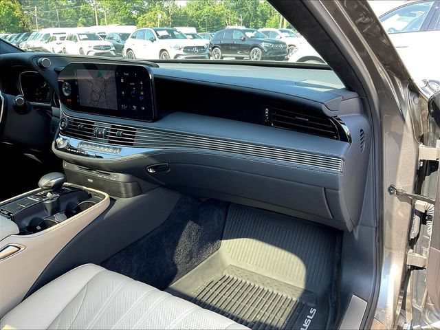 Used 2022 Lexus LS 500 AWD w/ Interior Upgrade Package image 27