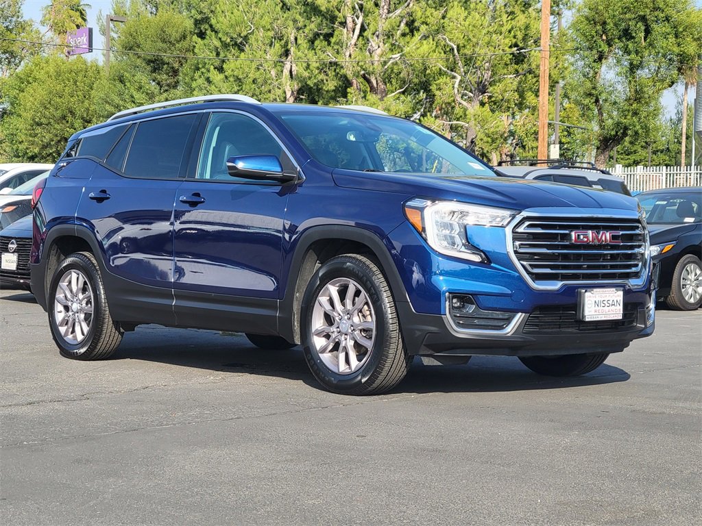 Used 2023 GMC Terrain SLT image 37