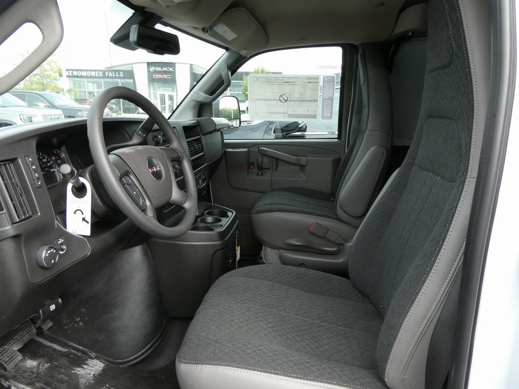 New 2025 GMC Savana 3500 w/ Power Convenience Package image 30