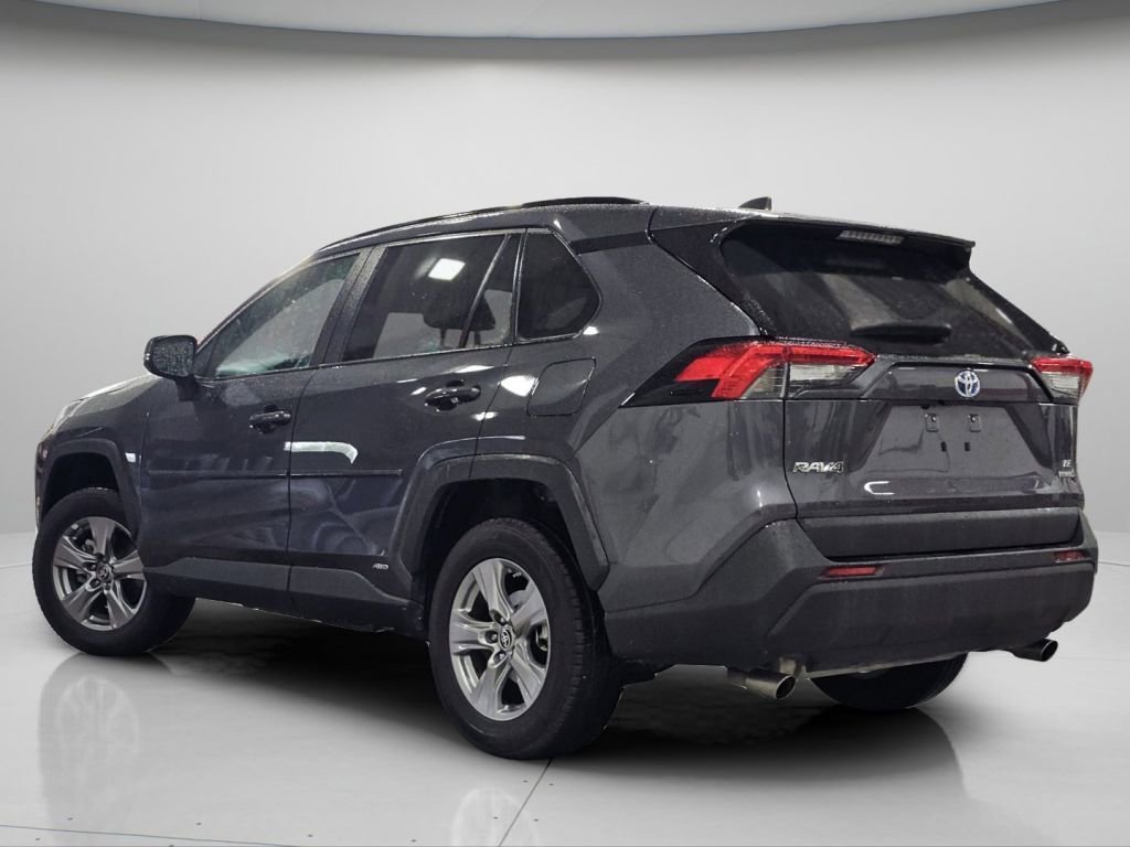 Used 2024 Toyota RAV4 LE AWD/4WD image 21