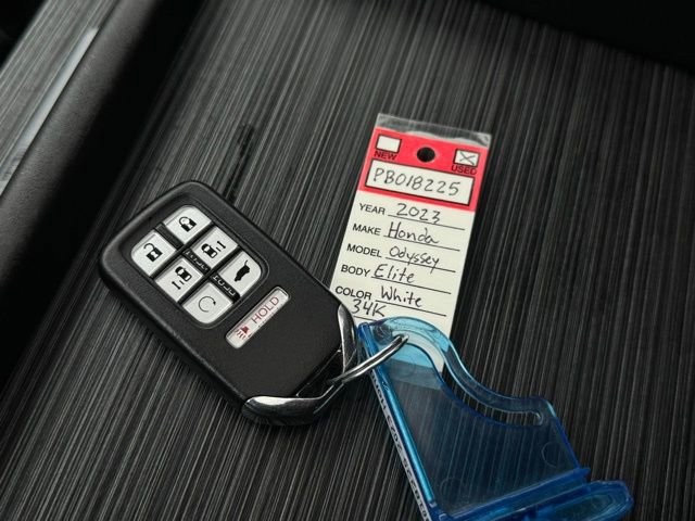 Used 2023 Honda Odyssey Elite image 43