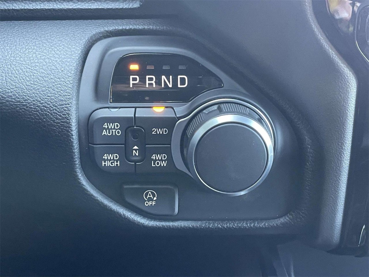 New 2026 RAM 1500 4x4 Crew Cab image 38