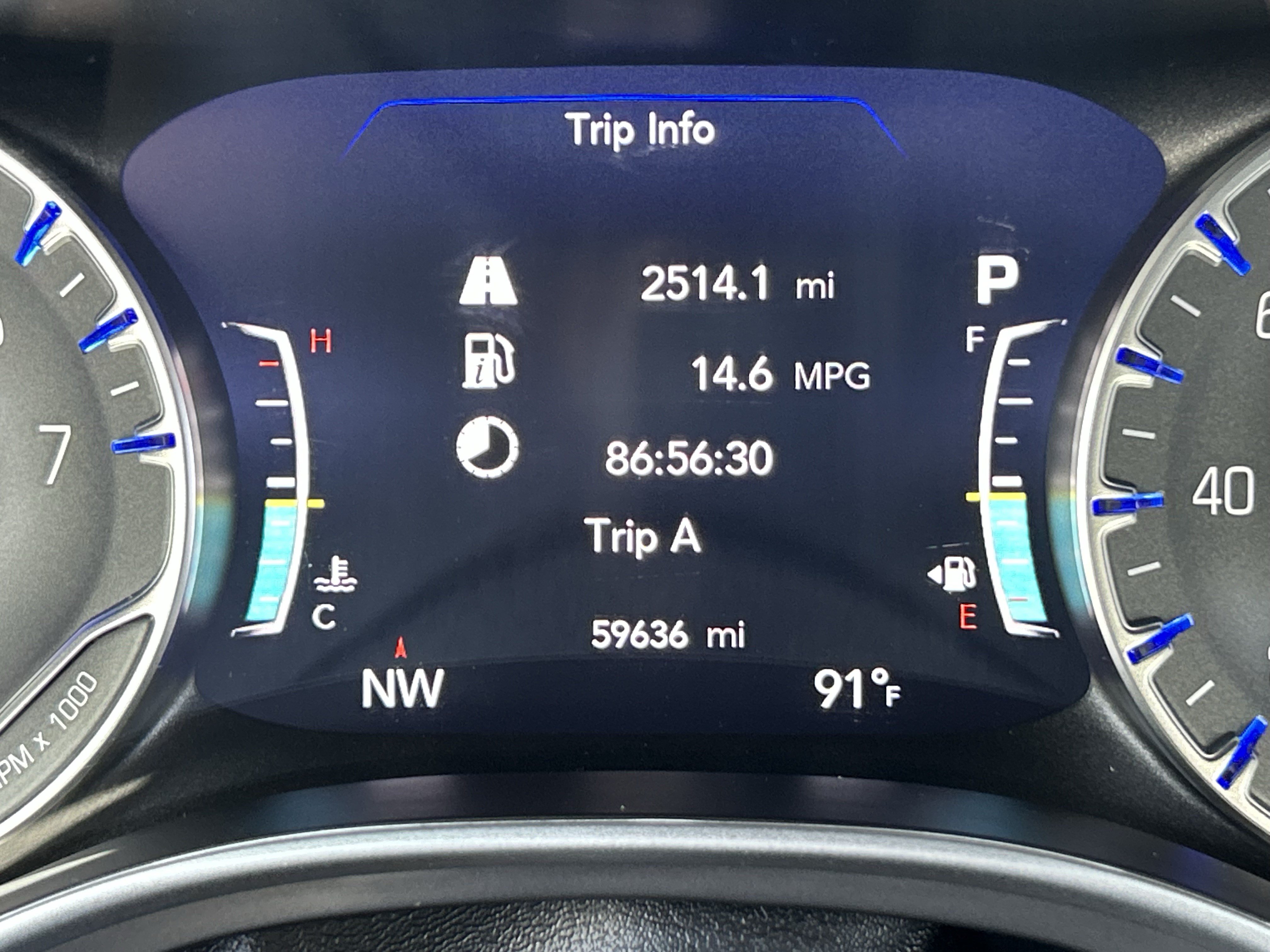 Used 2025 Chrysler Pacifica Select FWD image 27