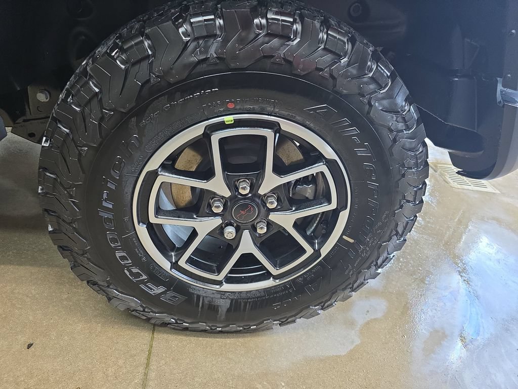 New 2026 Jeep Wrangler Unlimited Rubicon w/ Whitecap Package AWD/4WD image 34