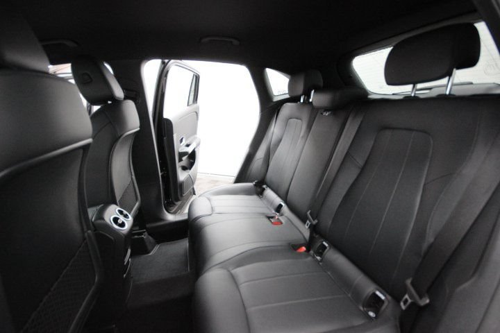 Used 2022 Mercedes-Benz GLA 250 4MATIC image 34