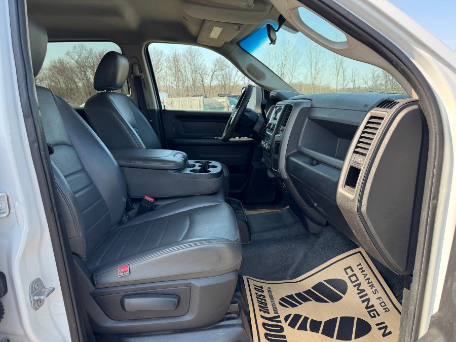 Used 2017 RAM 3500 Tradesman w/ Chrome Appearance Group image 18