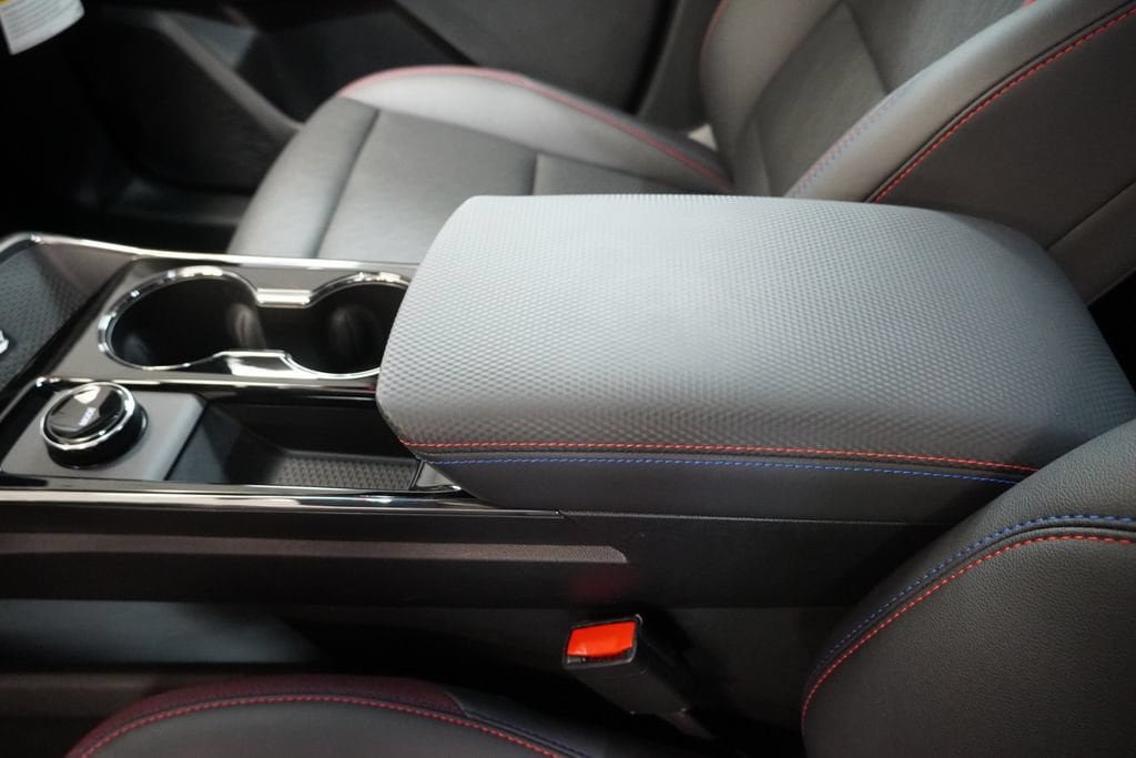 New 2026 Chevrolet Equinox RS w/ LPO, Floor Liner Package AWD/4WD image 25