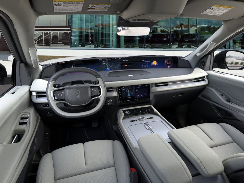 New 2026 Lincoln Navigator L Premier image 9