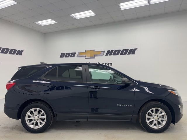 Used 2021 Chevrolet Equinox LS w/ LS Convenience Package image 4