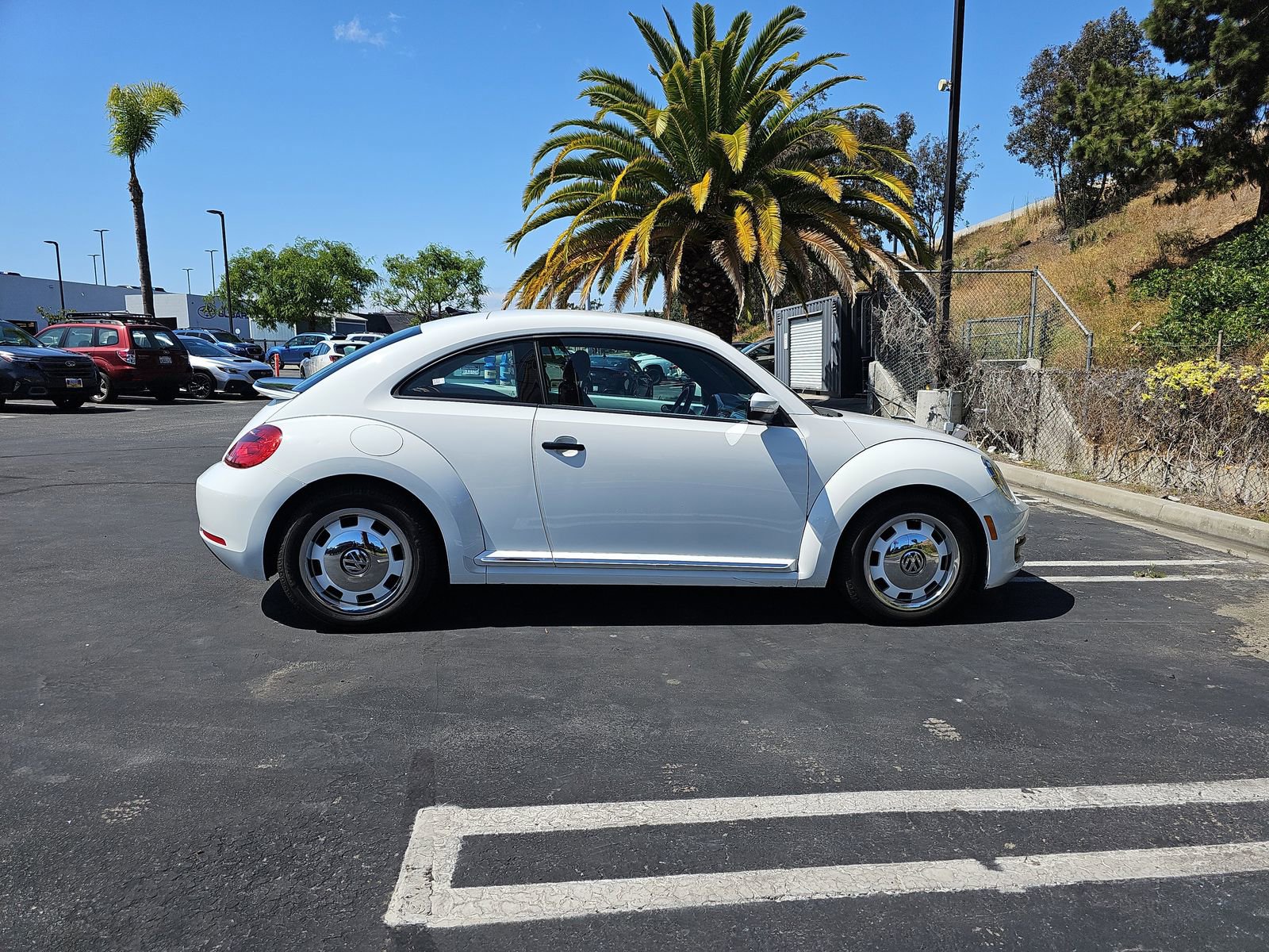 Used 2015 Volkswagen Beetle 1.8T FWD image 8