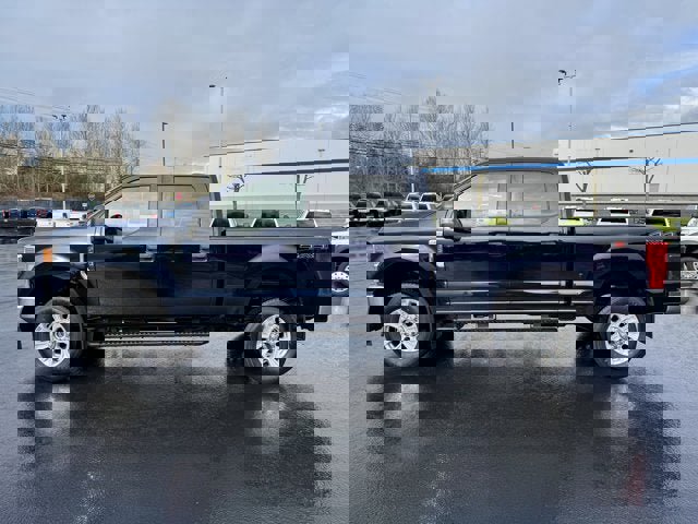 Used 2021 Ford F350 XLT image 7