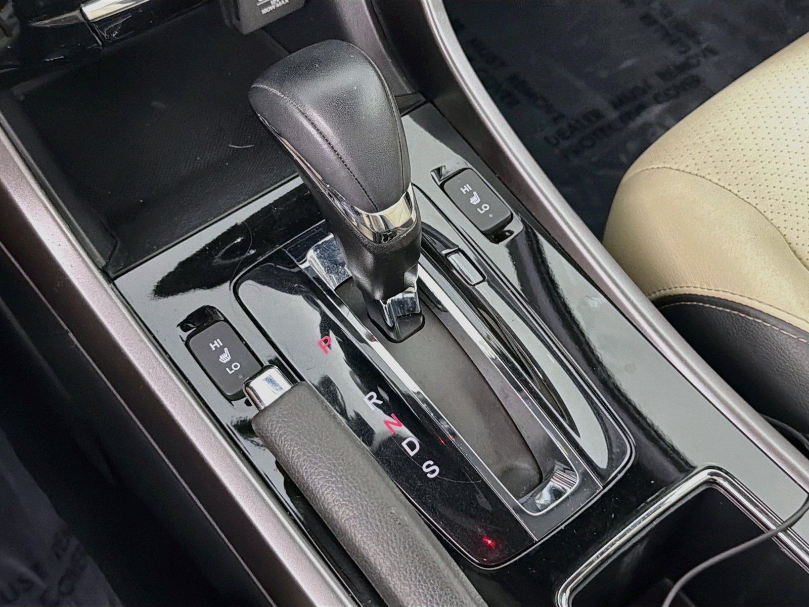 Used 2017 Honda Accord EX-L image 16