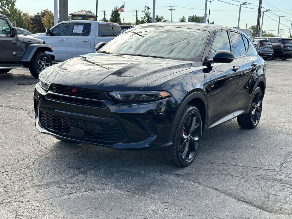 Used 2023 Dodge Hornet GT w/ Cold Weather Group AWD/4WD image 7