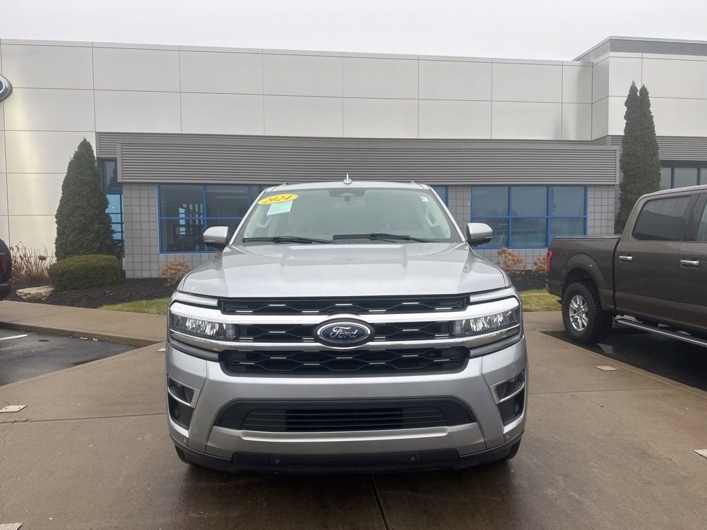 Used 2024 Ford Expedition Max Limited image 2