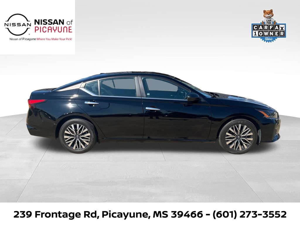 Certified 2024 Nissan Altima 2.5 SV FWD image 8